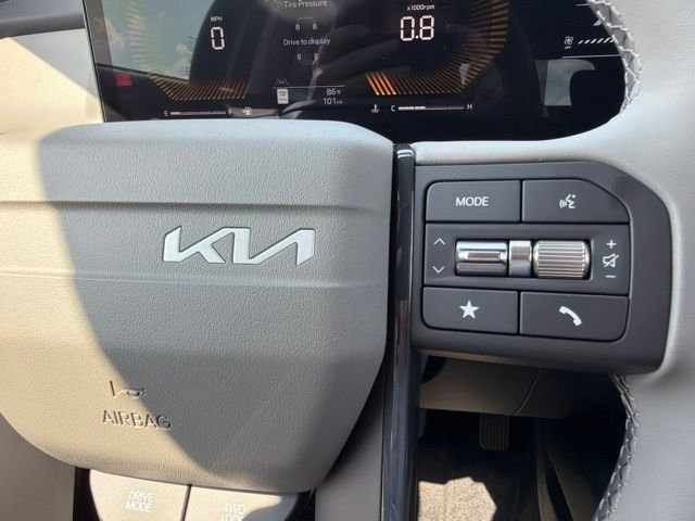New 2027 Iceberg Green Kia EX image 21
