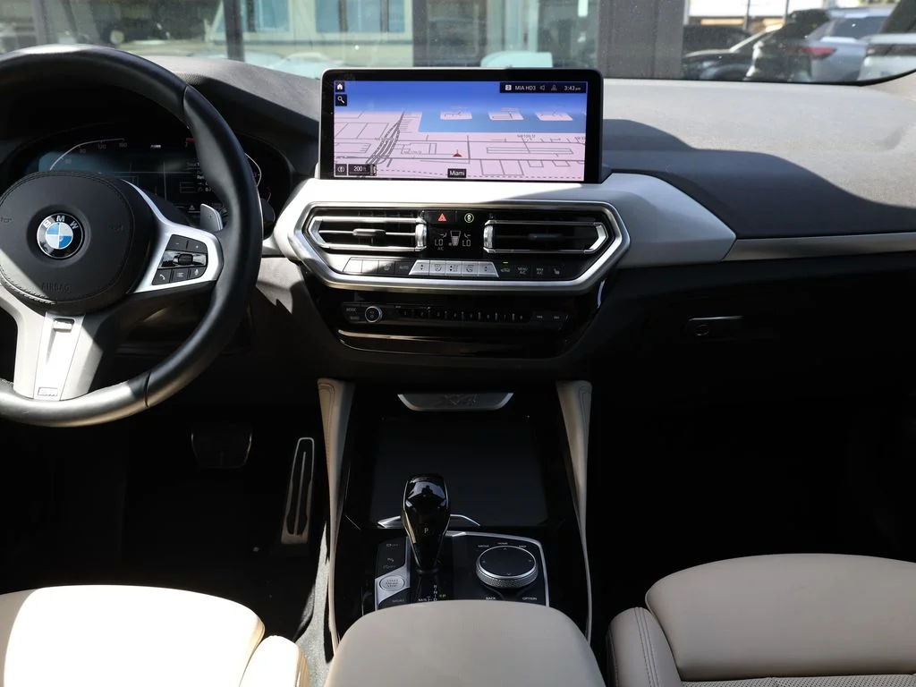 2025 BMW X4 30i - Photo 26