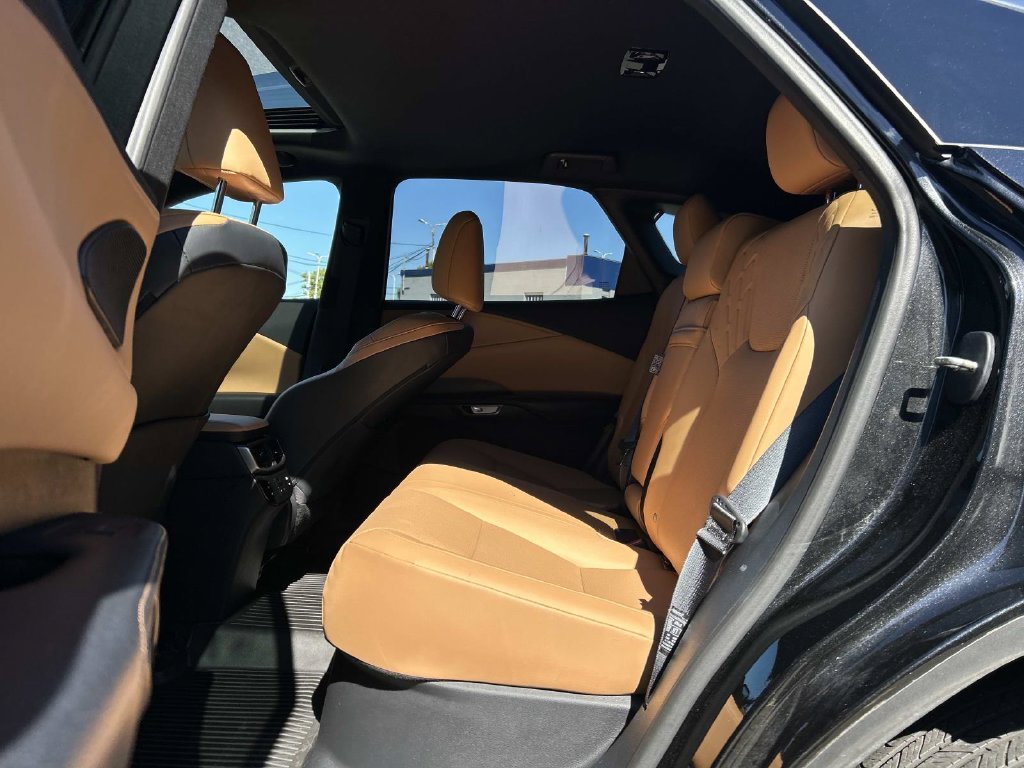 Used 2023 Black Lexus 350 Premium image 15