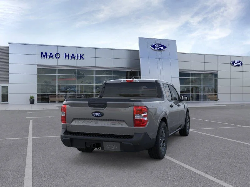 New 2026 Carbonized Gray Metallic Ford XLT image 8