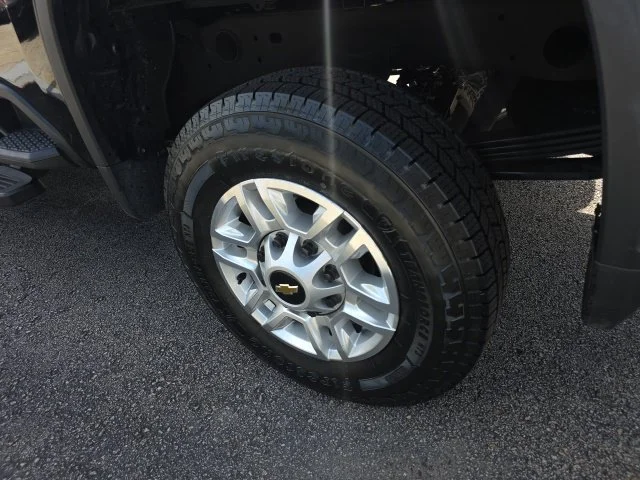 Used 2025 Black Chevrolet LT image 12