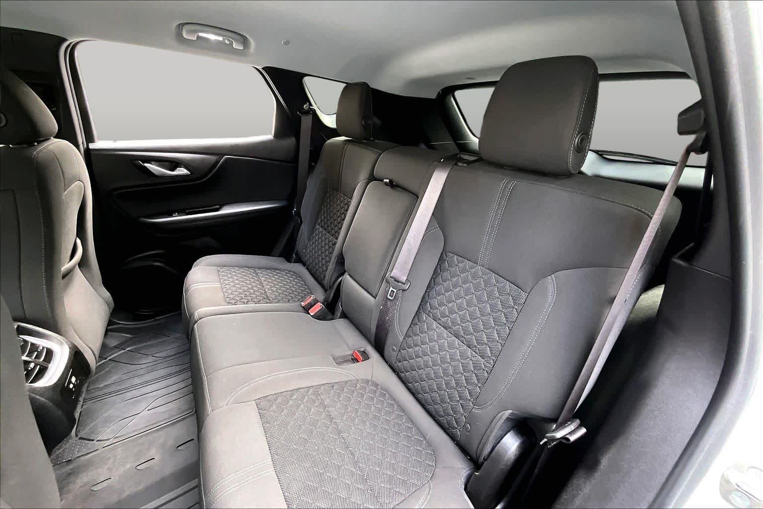Used 2020 Summit White Chevrolet LT image 19