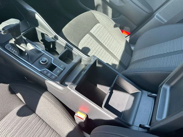 New 2026 White Pearl Kia LX image 23