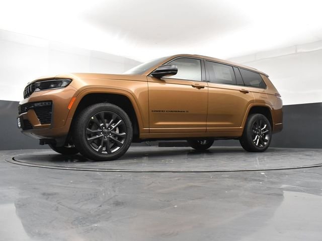 New 2026 Copper Shino Metallic Clear-Coat Exterior Paint Jeep Limited Reserve image 21
