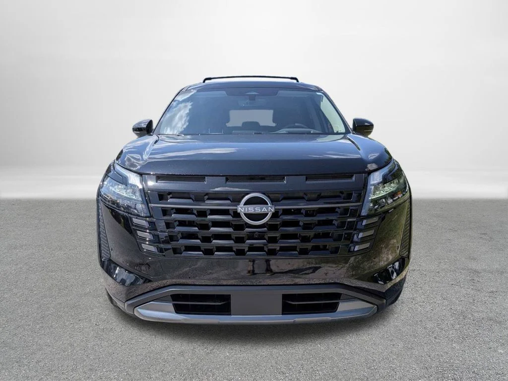 New 2026 Black Nissan Platinum image 8