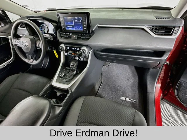Used 2019 Red Toyota LE image 25