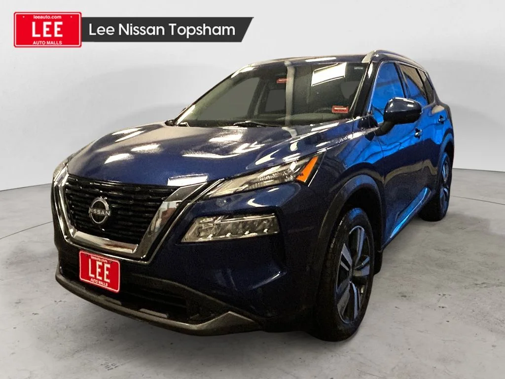 Used 2023 Caspian Blue Metallic Nissan SL image 1