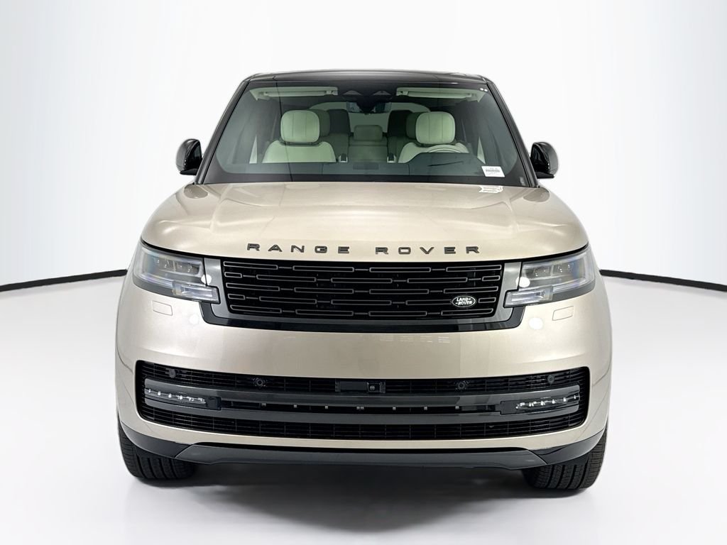 New 2026 Batumi Gold LAND ROVER SE LWB 7-Seats / V8 image 2