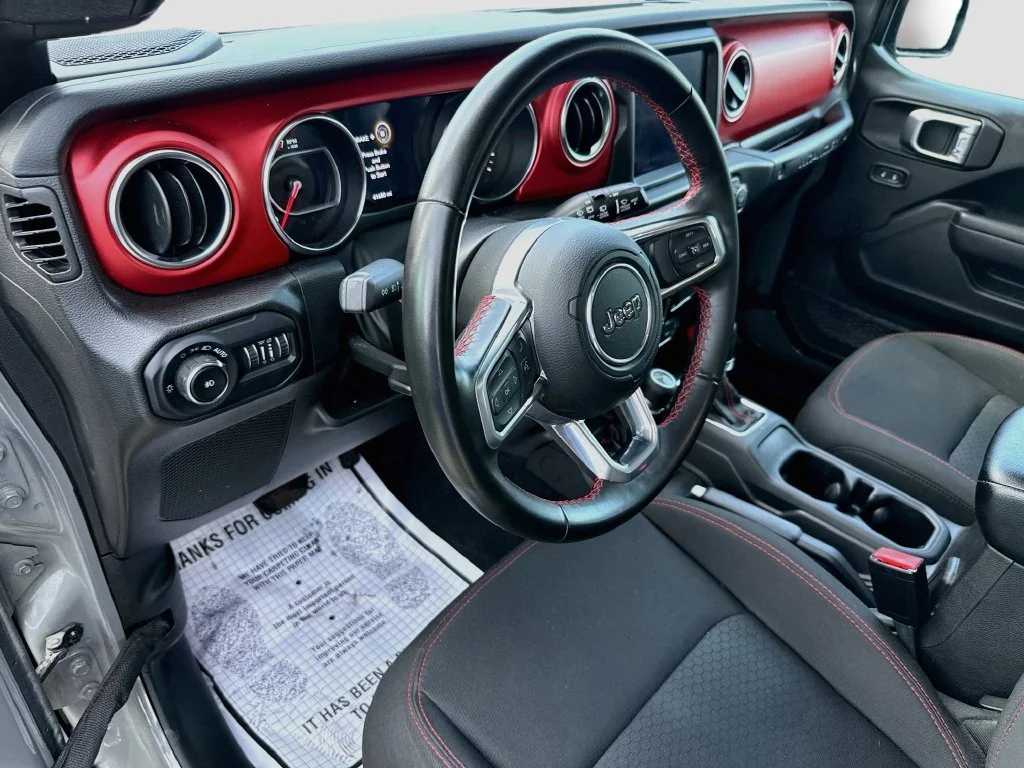 Used 2022 Gray Jeep Unlimited Rubicon image 10