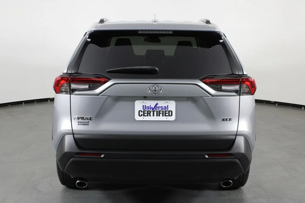 Used 2023 Silver Toyota XLE image 10