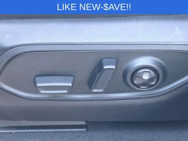 Used 2025 Silver Jeep Trailhawk 4xe image 17