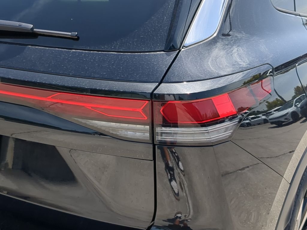 New 2026 Black Volkswagen 2.0T SE image 7
