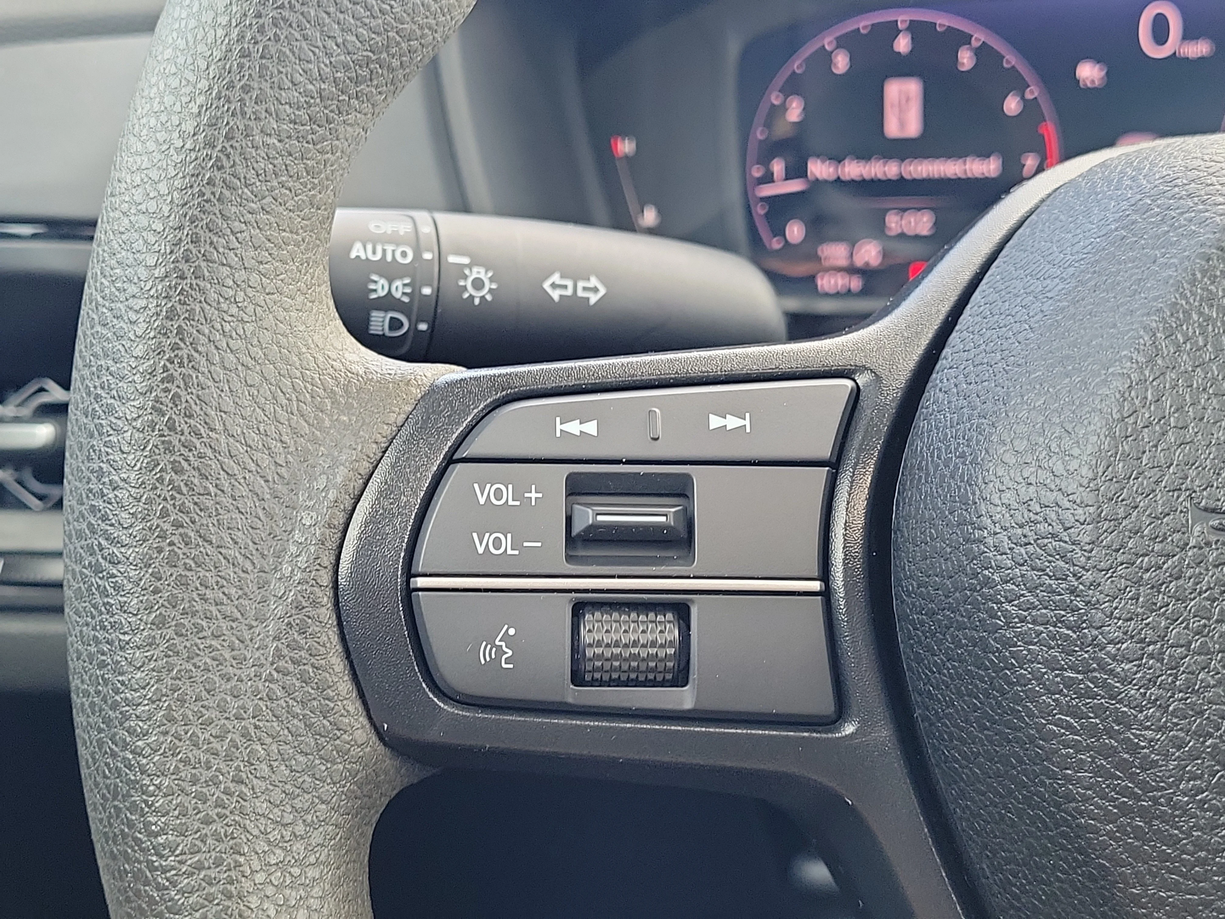 2025 Honda Accord SE - Photo 19