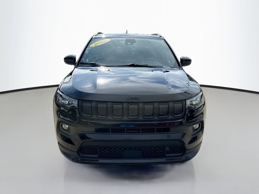 Certified Used 2022 Diamond Black Crystal Pearlcoat Jeep Altitude image 2