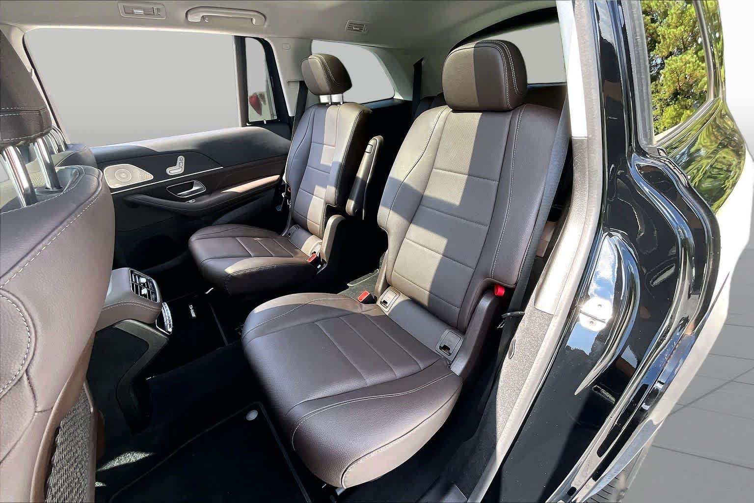 Used 2023 Obsidian Black Metallic Mercedes-Benz GLS 450 image 21