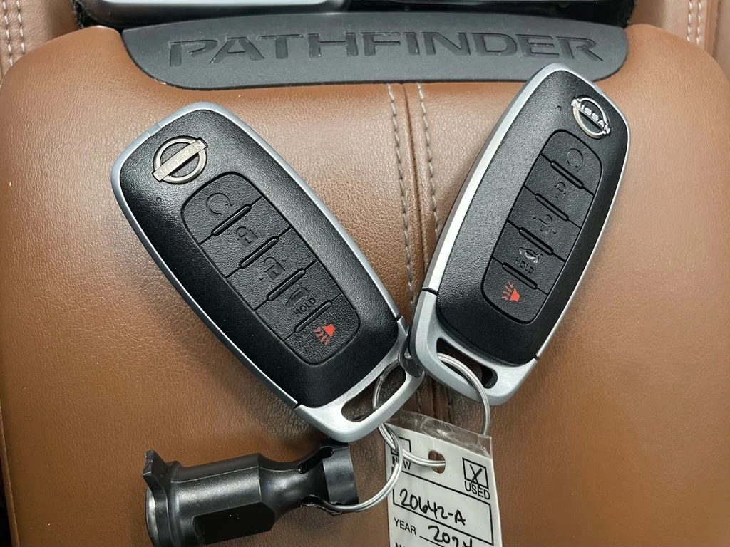 Used 2024 Black Nissan Platinum image 20