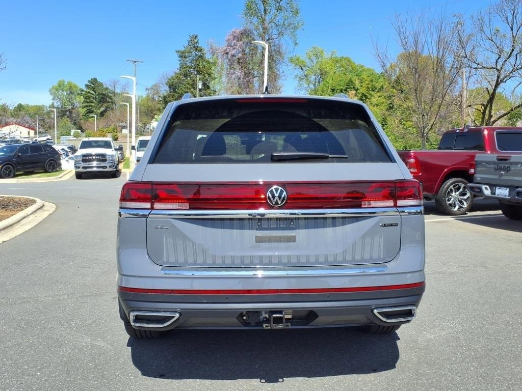 2025 Volkswagen Atlas SEL - Photo 17