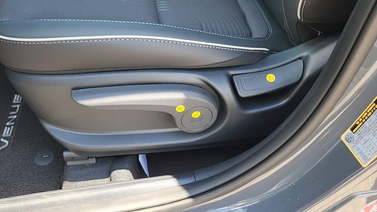 New 2026 Ecotronic Gray w/Black Roof Hyundai SEL w/Two-Tone Roof image 10