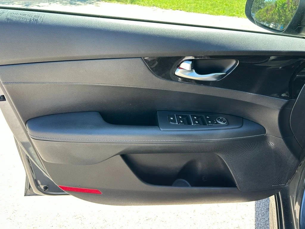 Certified Used 2024 Gravity Gray Kia GT-Line image 16