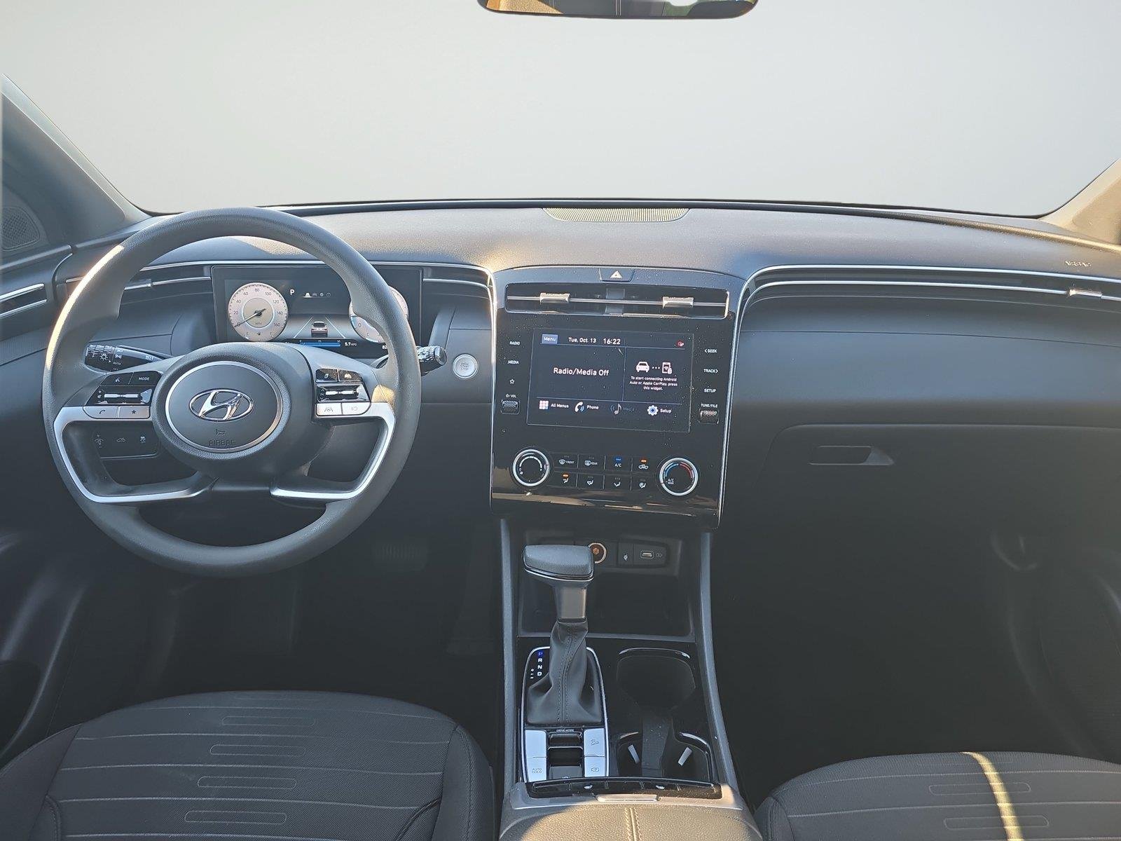 Used 2022 Sage Gray Hyundai SEL image 11