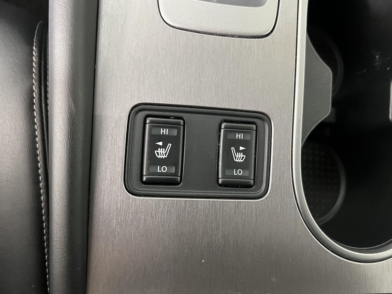 Used 2022 Boulder Gray Pearl Nissan SV image 3