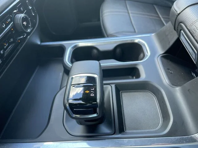 2022 Chevrolet Silverado 1500 High Country - Photo 19