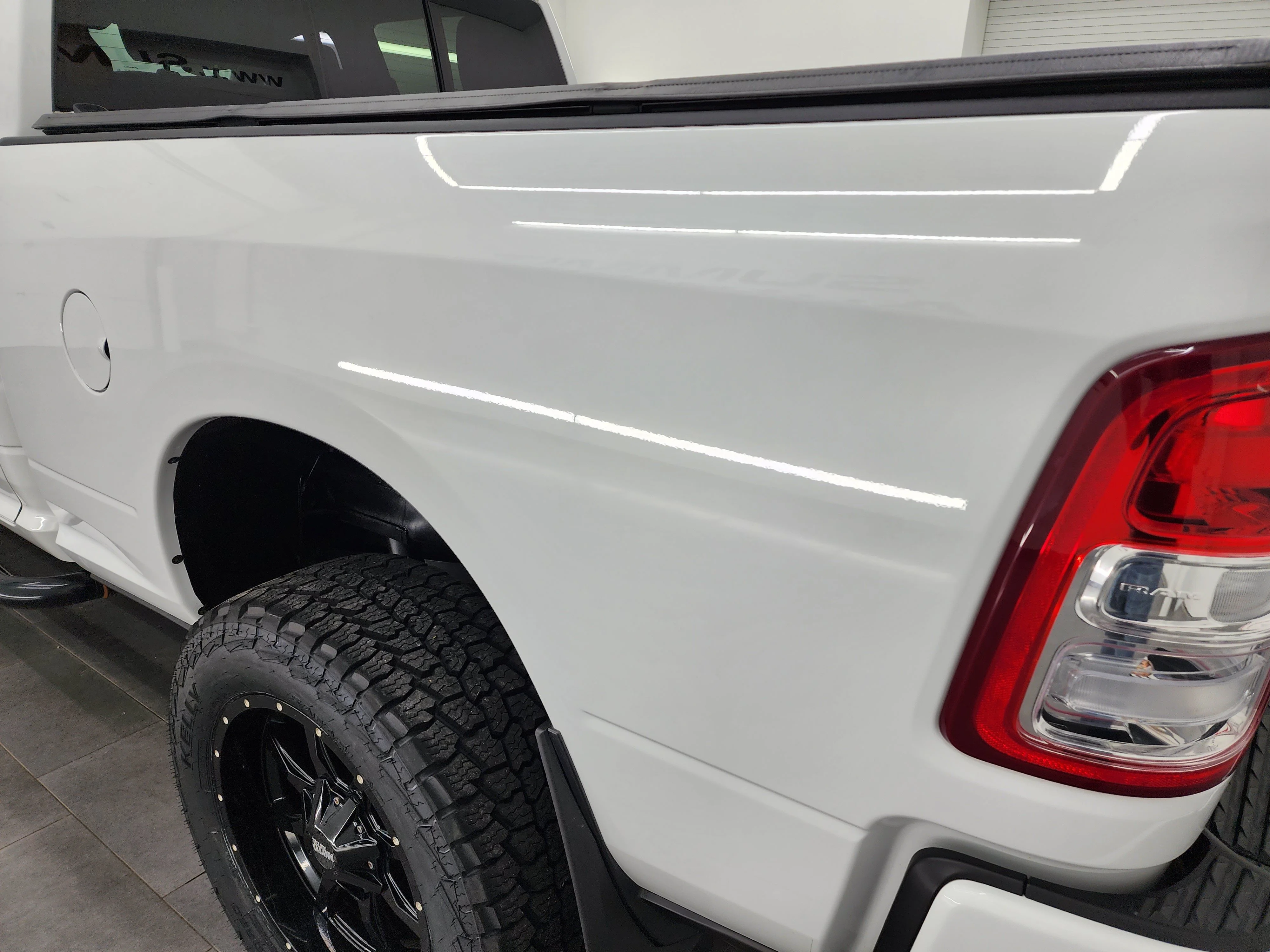Used 2019 Bright White Clearcoat Ram Big Horn image 33
