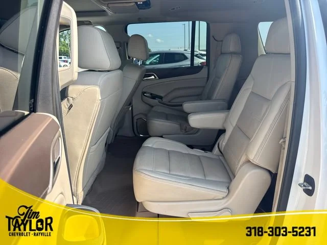 Used 2019 WHITE FROST TRICOAT GMC Denali image 30