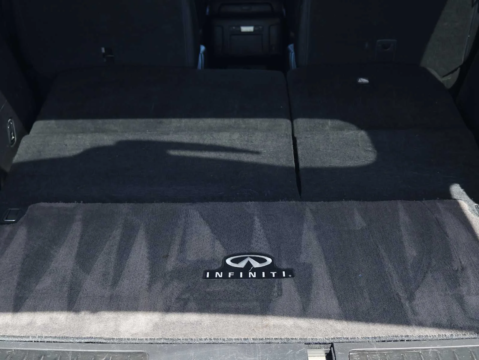 Certified Used 2021 Black Obsidian INFINITI LUXE image 26