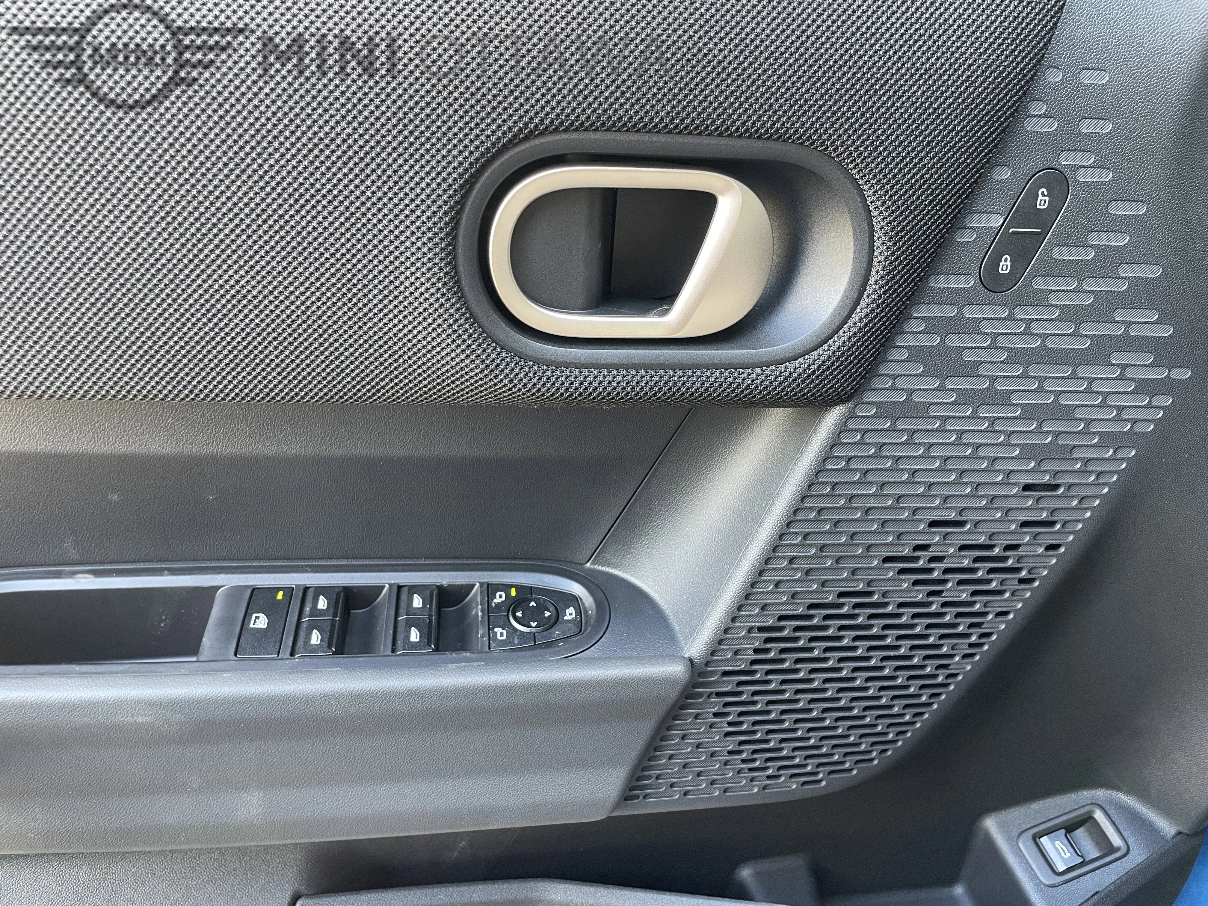 New 2026 Melting Silver III Metallic MINI Cooper S image 12