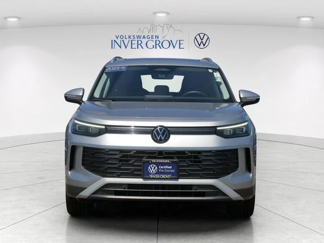 Certified 2025 Volkswagen Tiguan SE with VIN 3VVMR7RM3SM017754 for sale in Inver Grove Heights, Minnesota