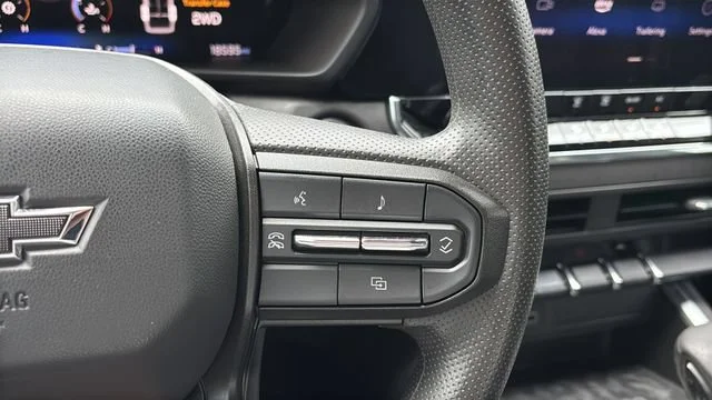 Used 2024 Sterling Gray Metallic Chevrolet Trail Boss image 24