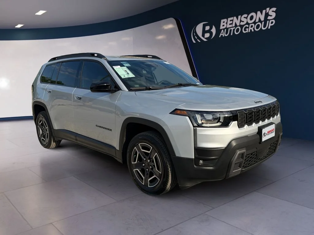 New 2026 Silver Jeep Laredo image 7