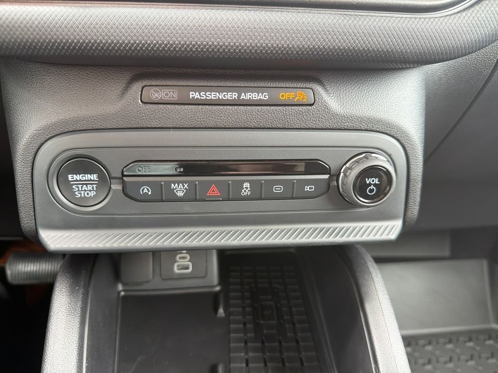 Used 2025 Green Ford Big Bend image 26