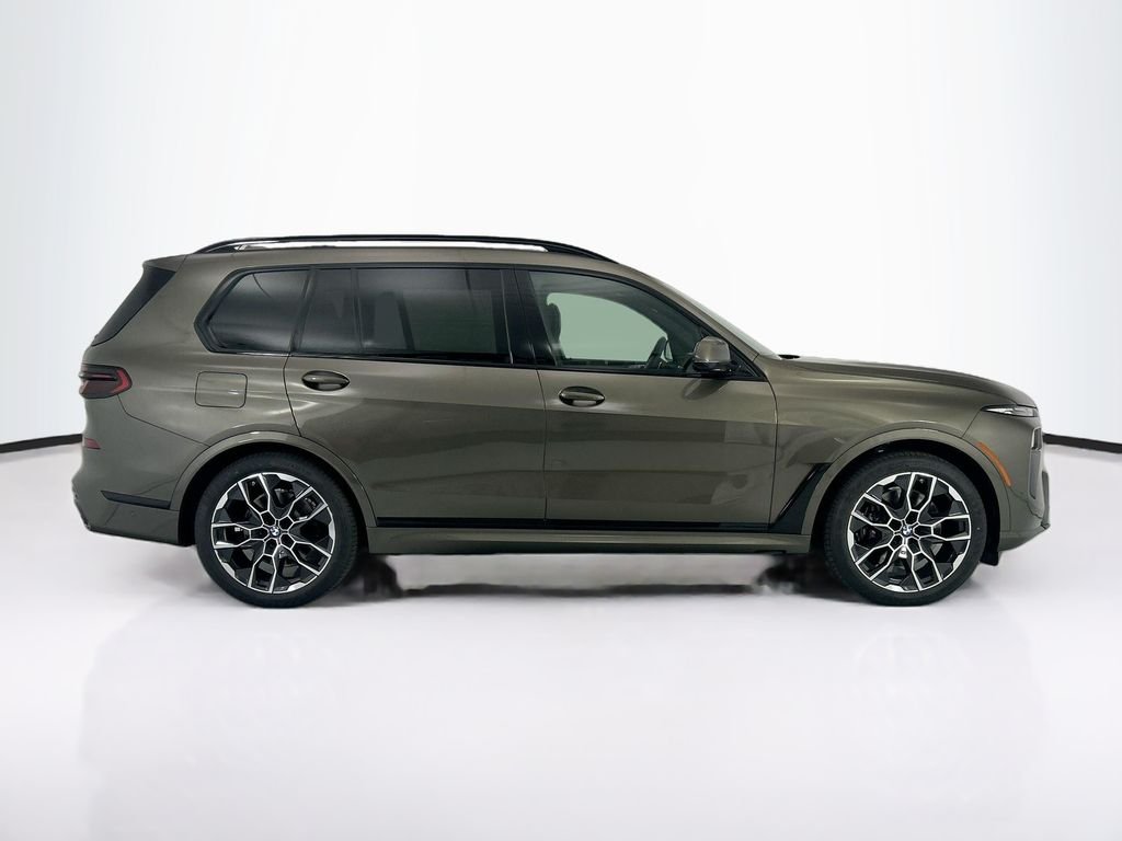 New 2027 Green Metallic BMW xDrive40i image 4