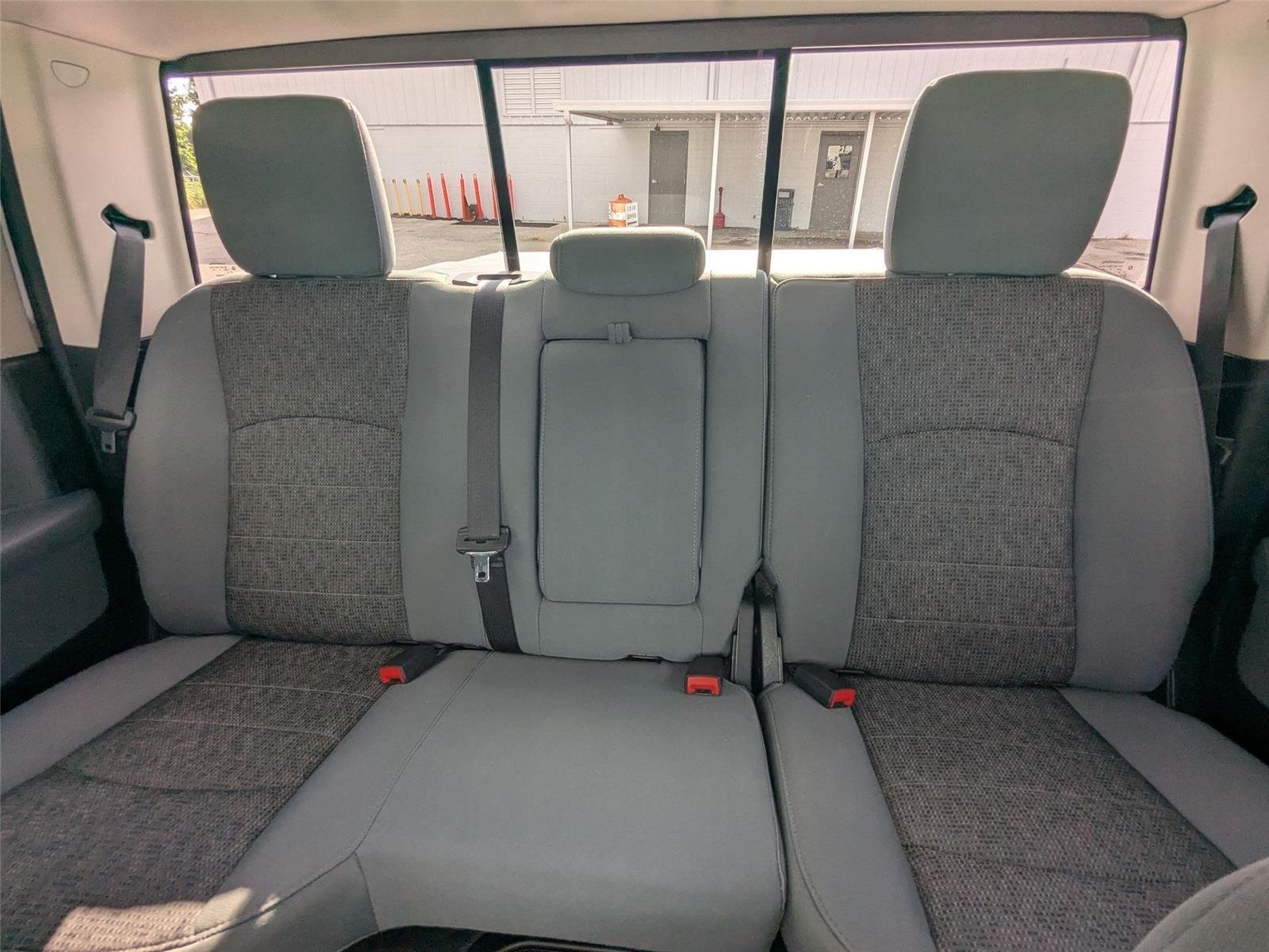 Used 2014 Bright White Clearcoat Ram Big Horn image 22