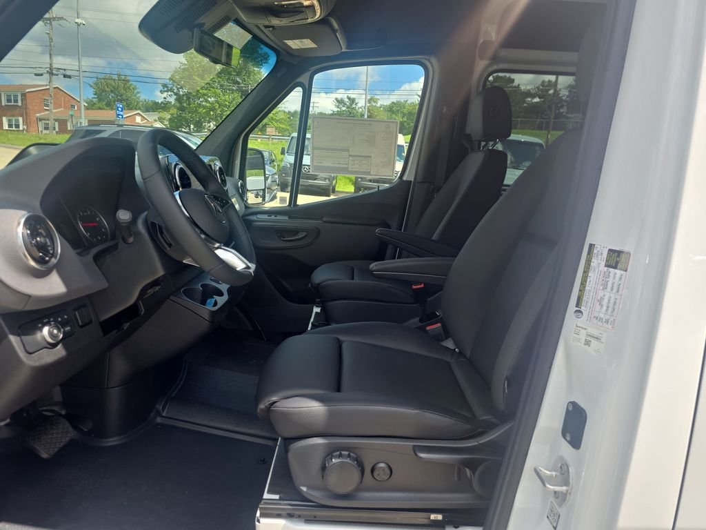 New 2026 Arctic White Mercedes-Benz Passenger 170 WB image 9
