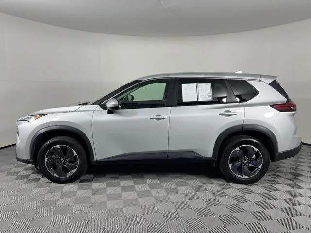 Used 2024 Brilliant Silver Metallic Nissan SV image 4