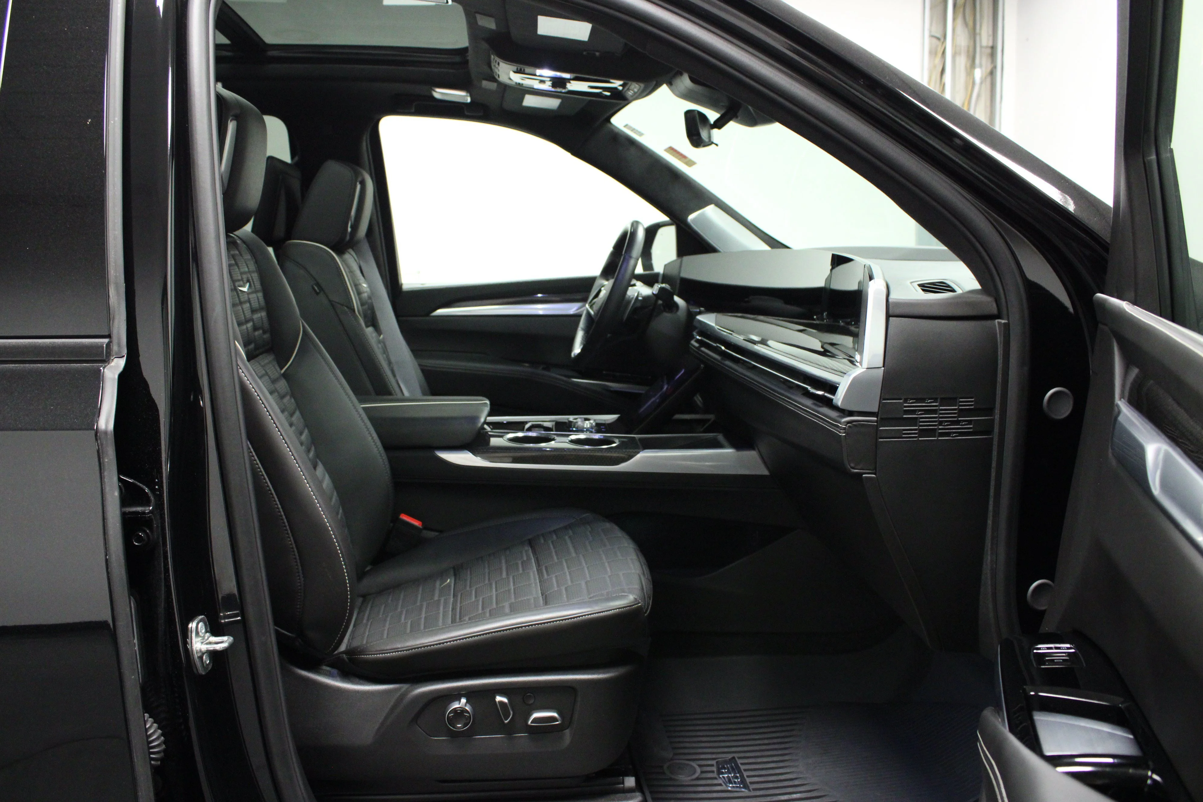 Used 2025 Black Raven Cadillac AWD V-Series image 18