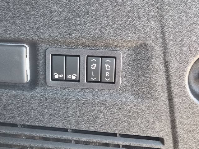 2026 Chevrolet Suburban High Country - Photo 32