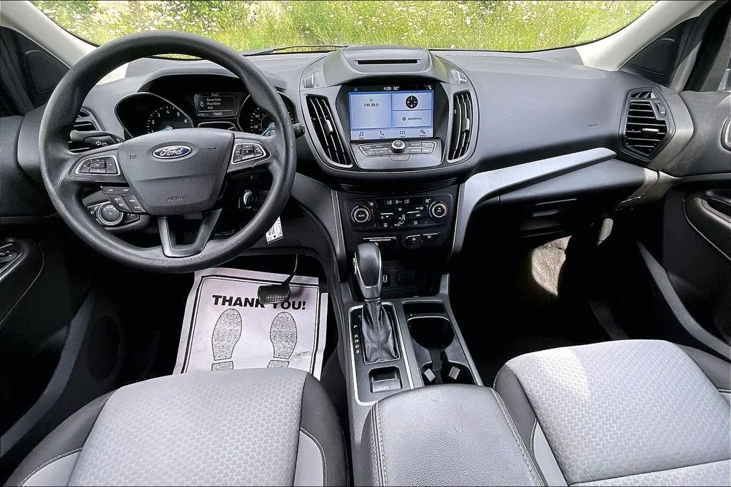 Used 2018 Gray Ford SE image 13