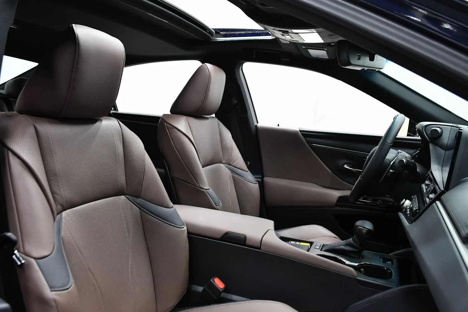 Used 2025 Nightfall Mica Lexus Luxury image 27