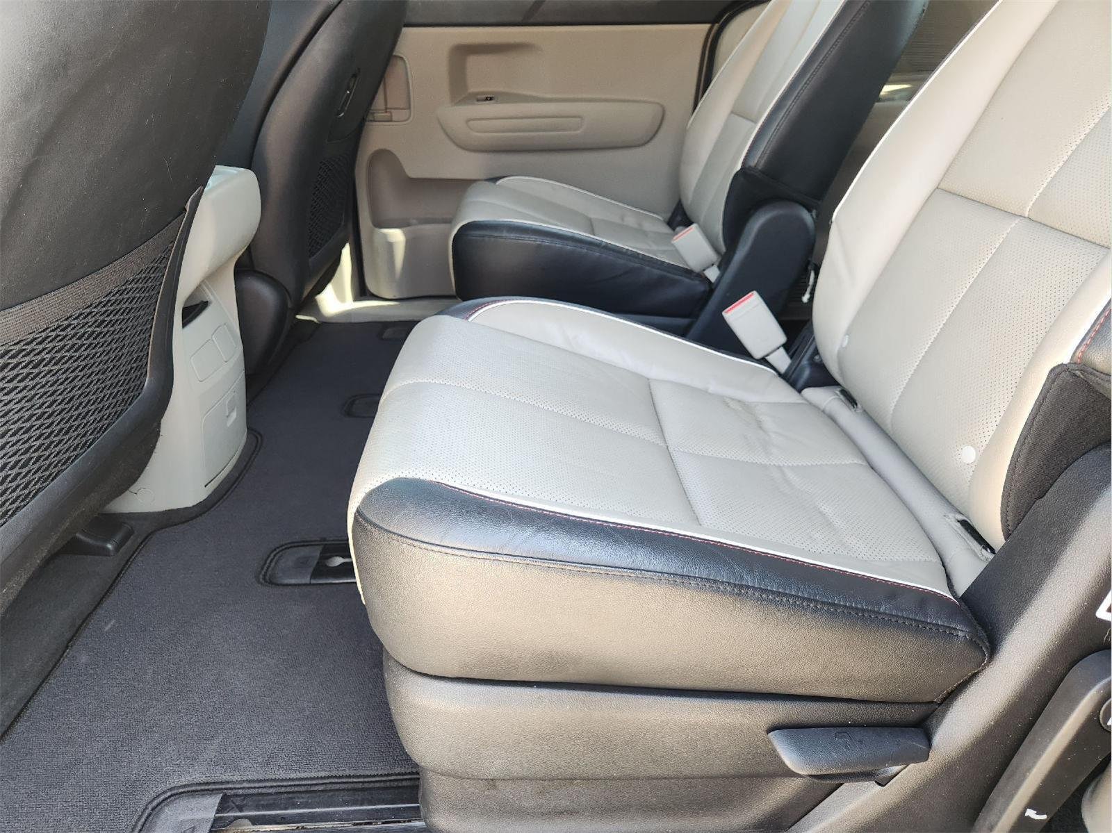 2020 Kia Sedona EX - Photo 30