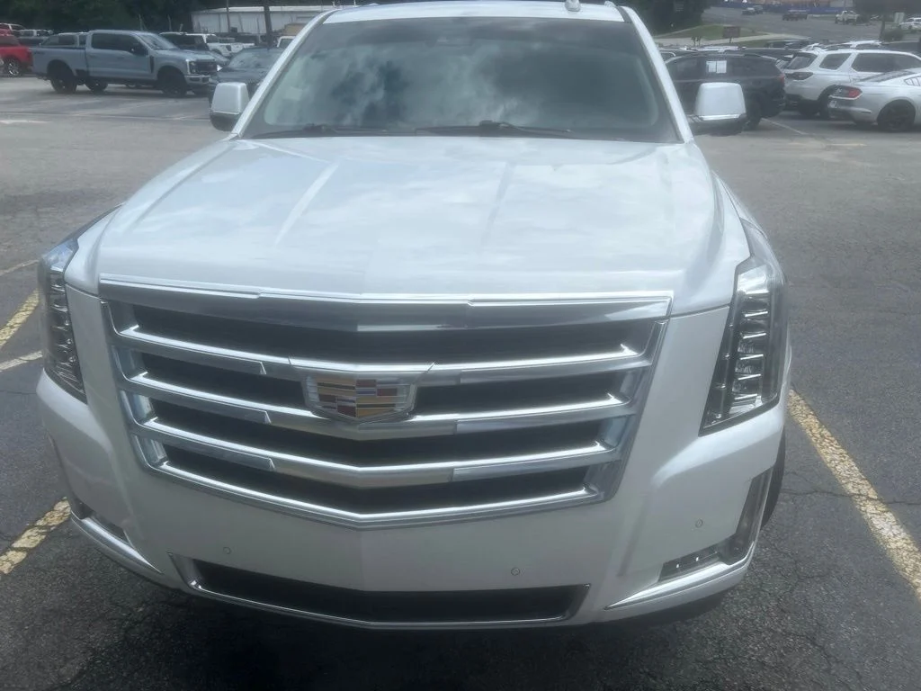 Used 2016 White Cadillac Luxury image 1