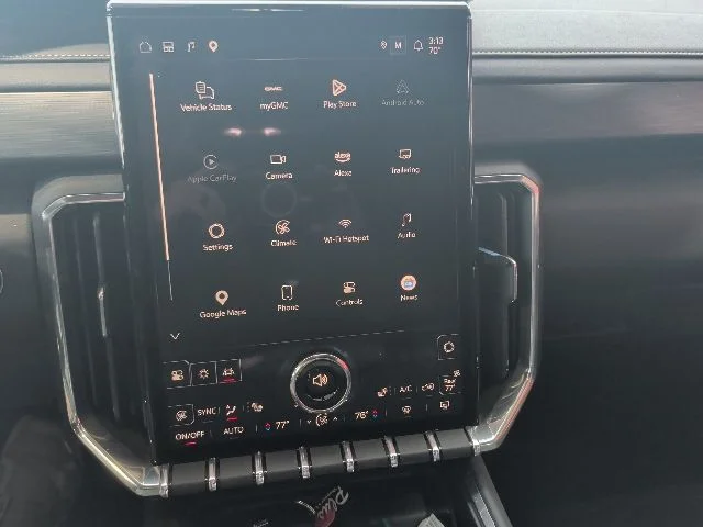 Used 2025 Red GMC Elevation image 3