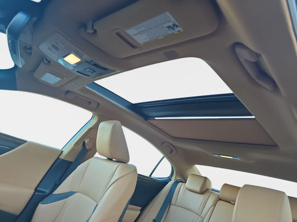 Used 2024 Black Lexus 350 Luxury image 33