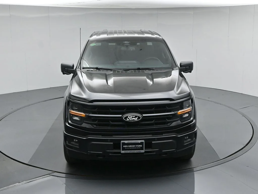 New 2026 Agate Black Metallic Ford XLT image 38