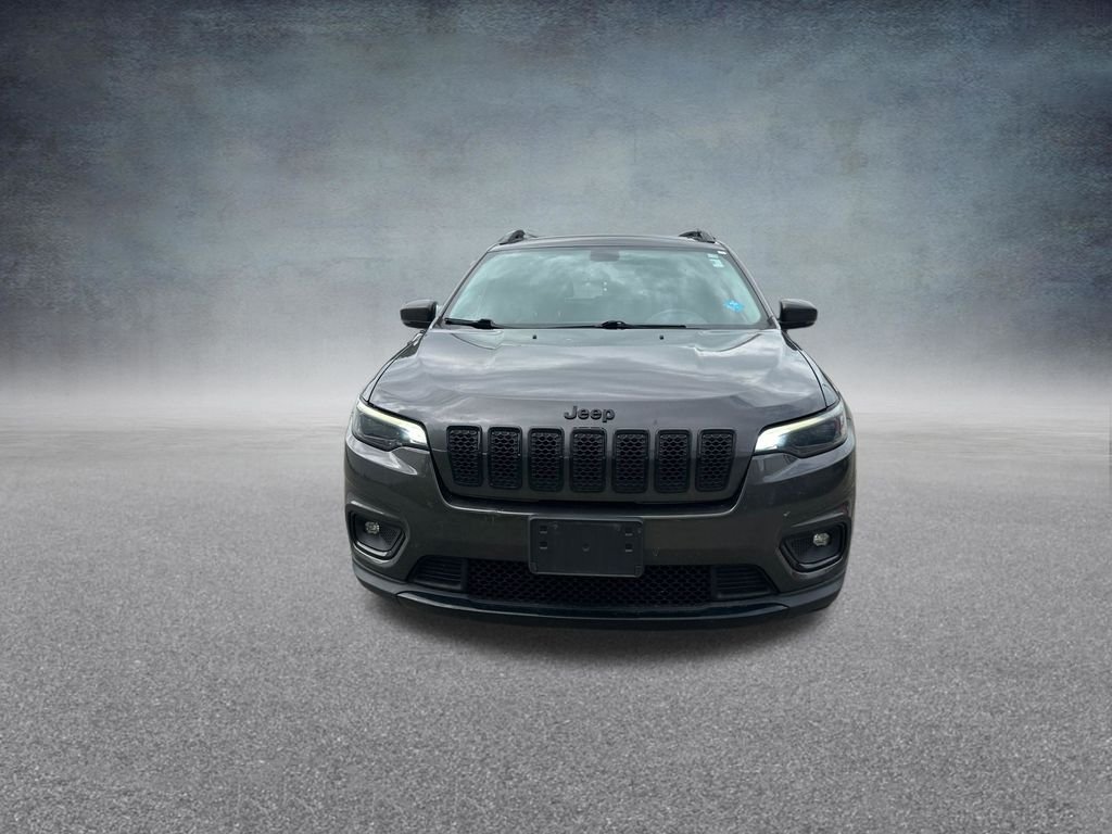 Used 2019 Gray Jeep Latitude Plus image 5
