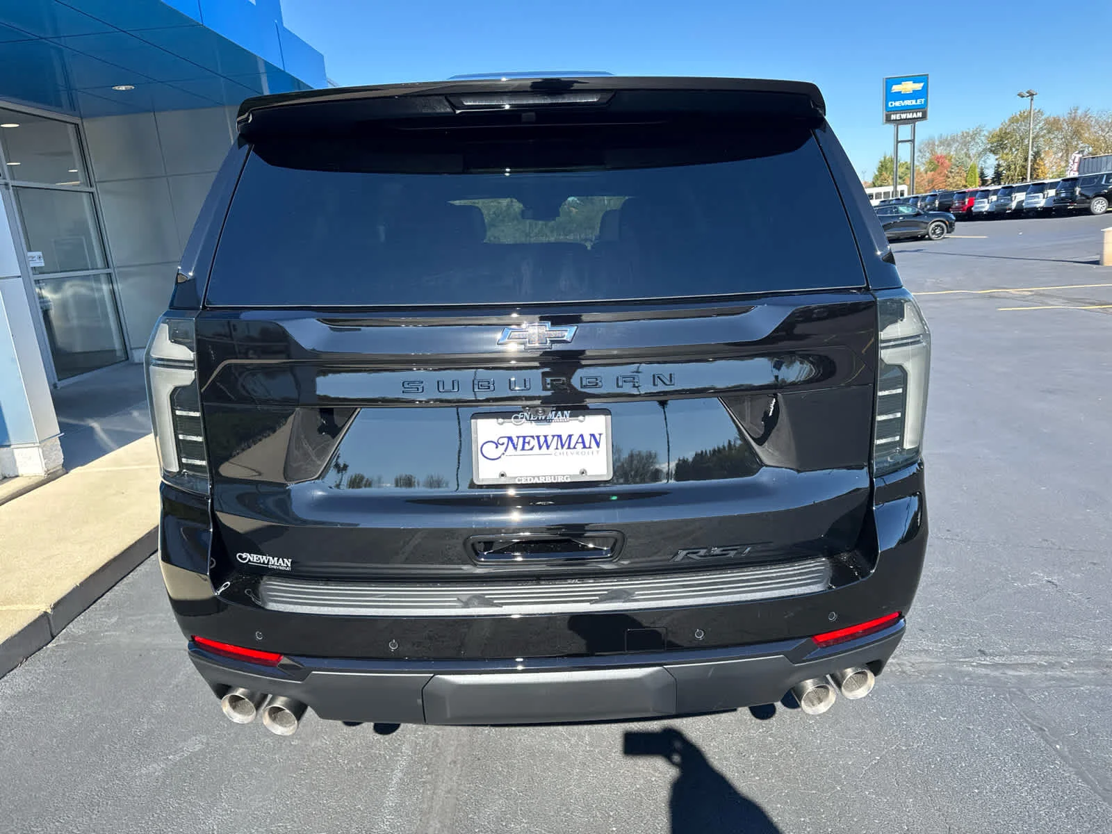 2027 Chevrolet Suburban RST - Photo 9