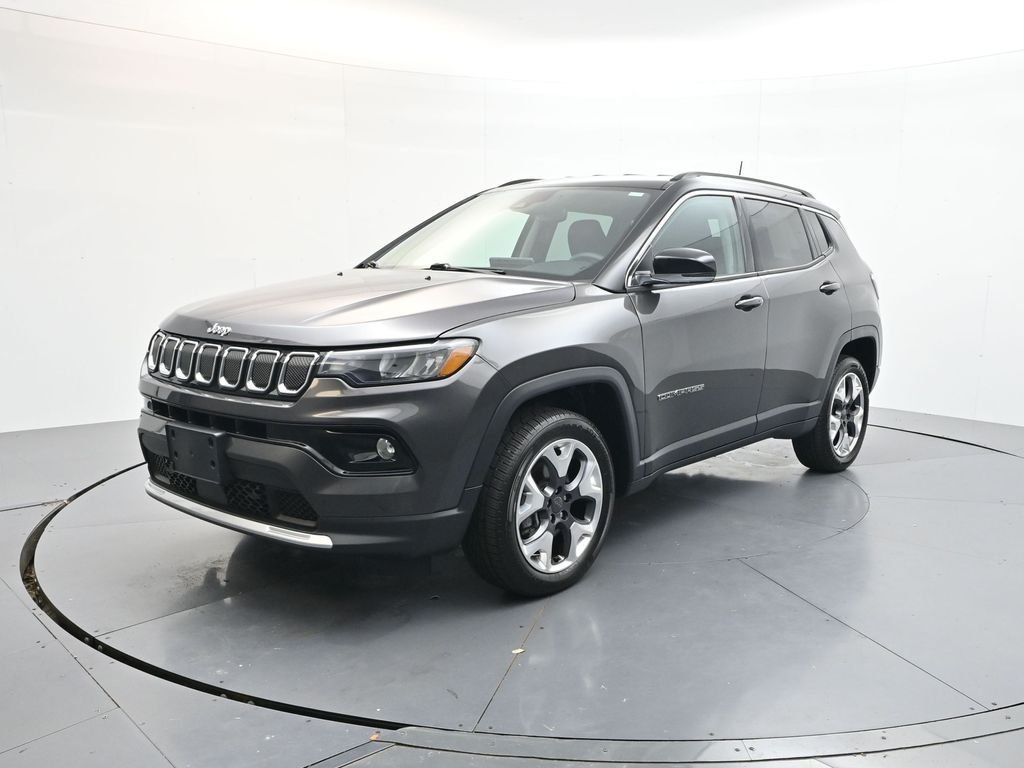 Used 2022 Crystal Metallic Jeep Limited image 3